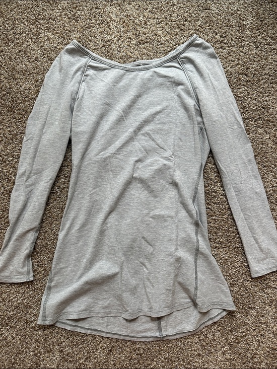 lululemon athletica Tops - lululemon athletica Light Gray Long-Sleeve Boatneck Tee